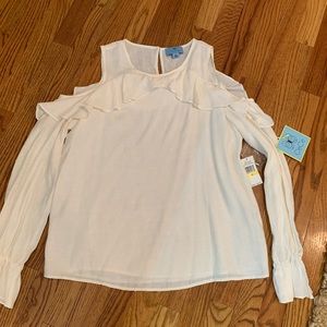 Brand new Cece Cold Shouldered Blouse. Size M